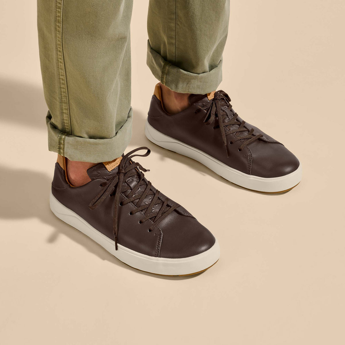 Lae‘ahi Lī ‘Ili Men's Leather Sneakers - Dark Java | Men OluKai for sale