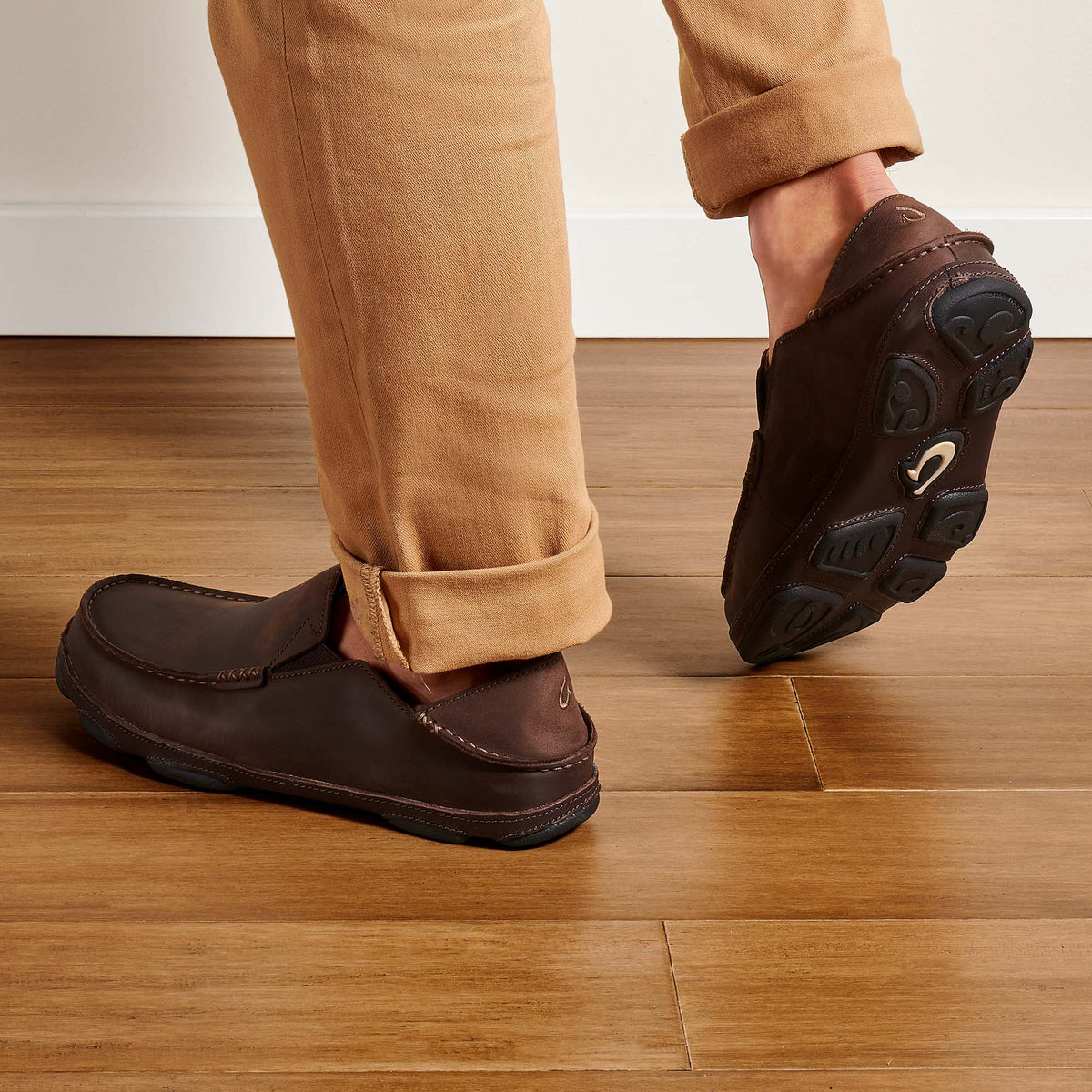 Moloā Men's Leather Slip On Shoes - Dark Wood / Dark Java | Men OluKai near me