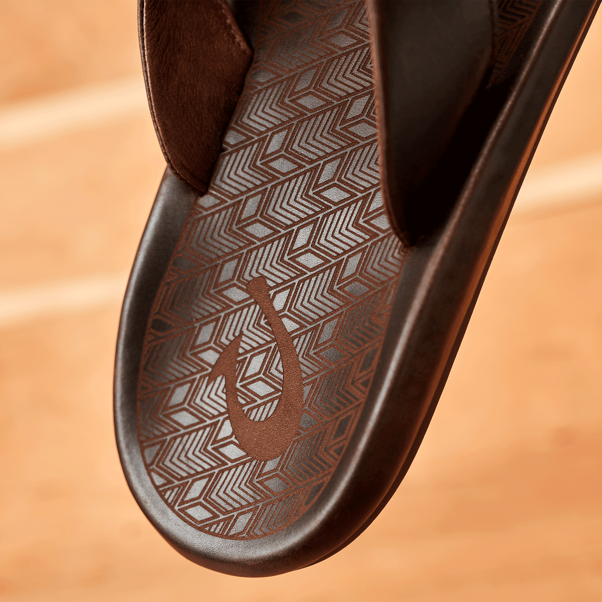 ‘Ilikai Men‘s Leather Beach Sandals - Dark Wood | Men OluKai discount