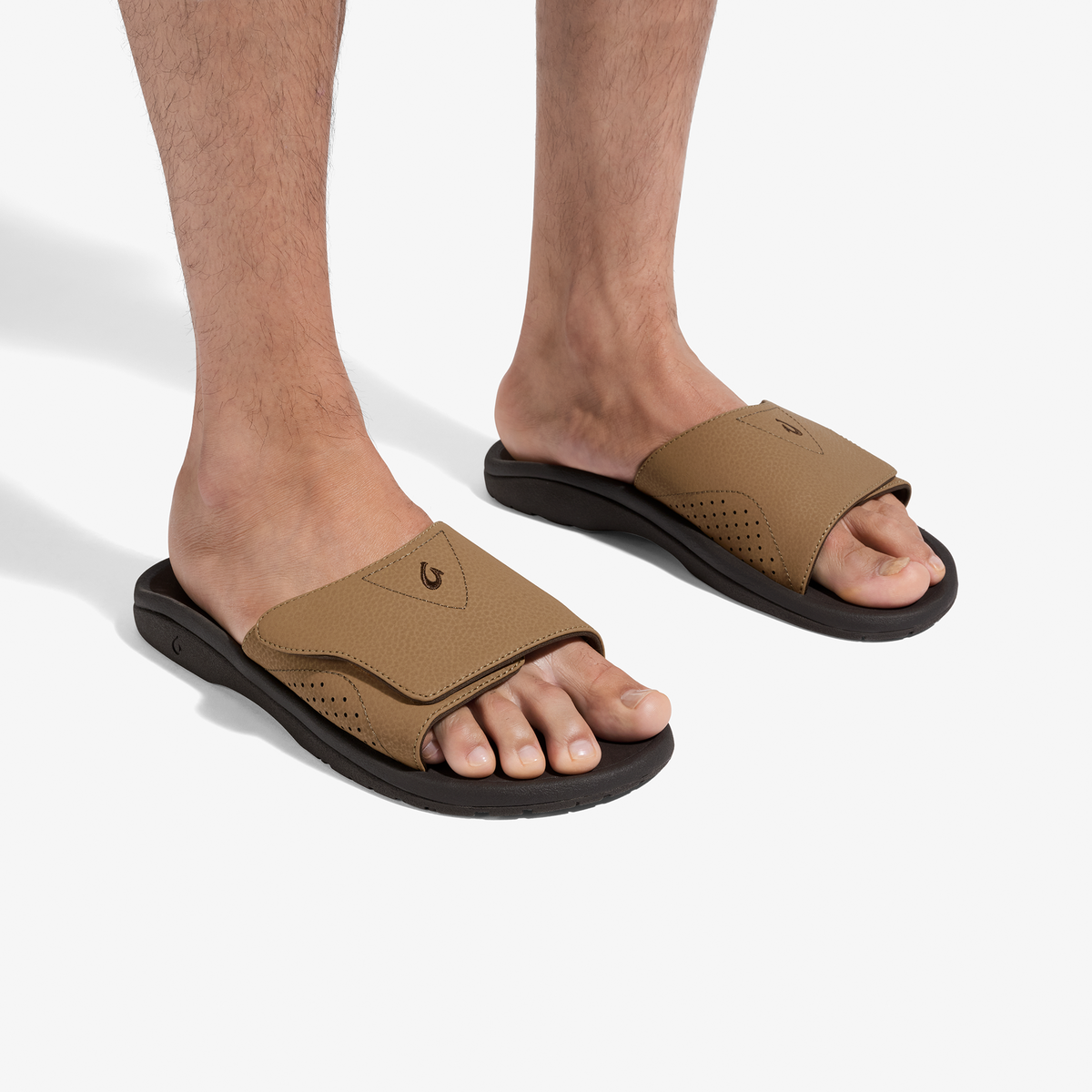 Nalu Slide - Tan / Dk Java | Men OluKai on sale