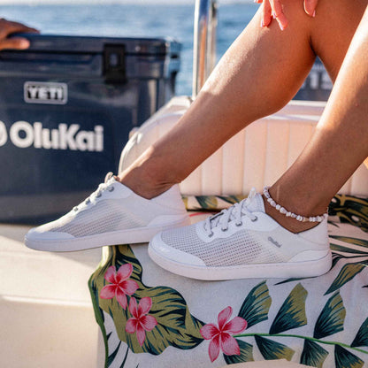 Kahakai - Bright White / Bright White | Women OluKai on sale