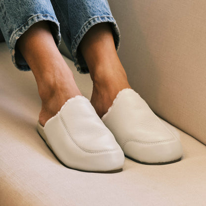 Kōnea Women’s Leather Slipper Mules - Bone | Women OluKai for sale
