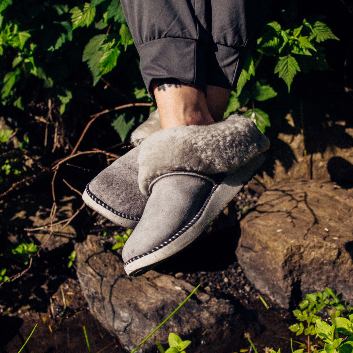 Ku‘i Women’s Fuzzy Slip-On Slippers - Fog | Women OluKai discount