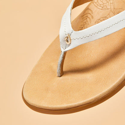 Honu Women’s Leather Sandals - Bright White / Golden Sand | Women OluKai for sale
