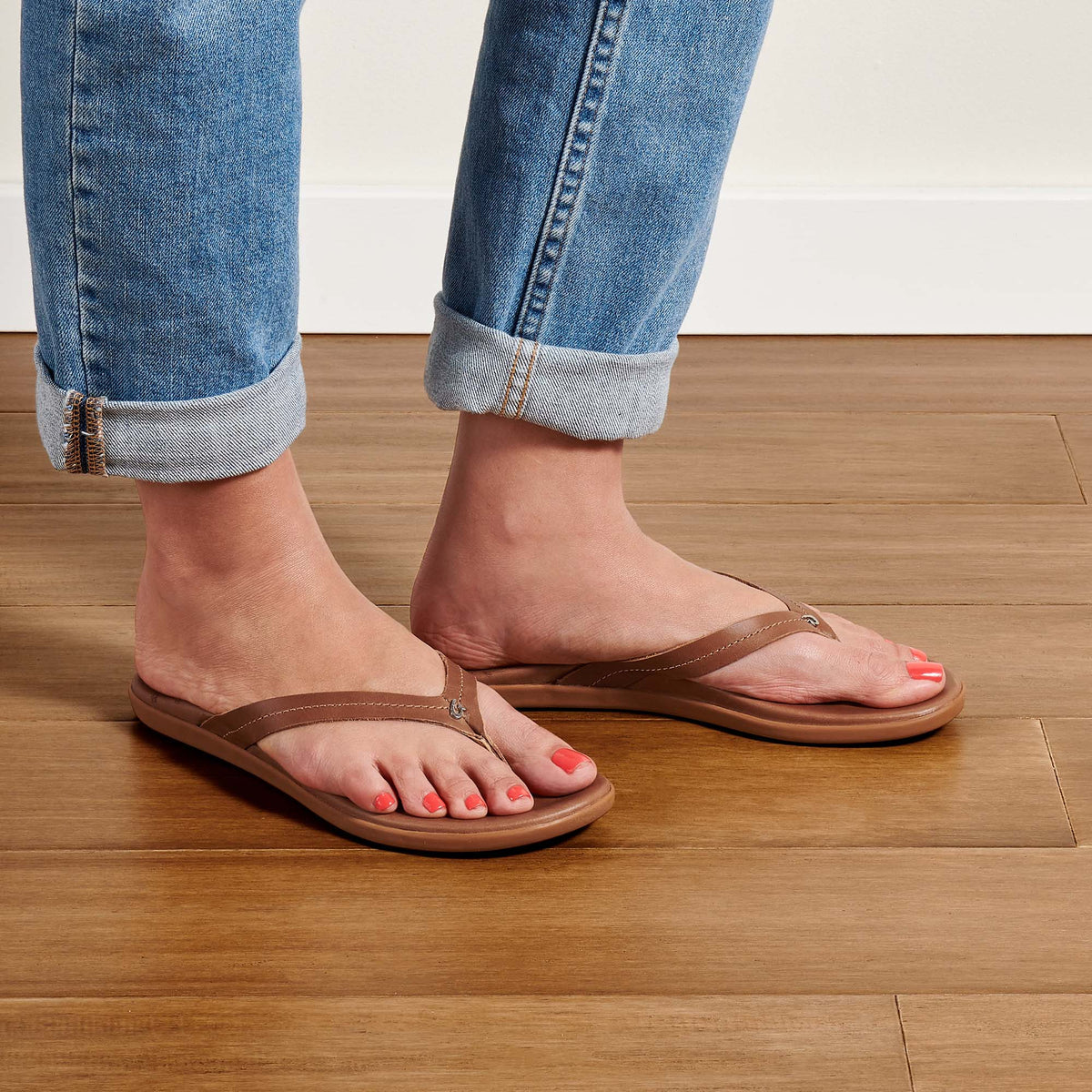 Honu Women’s Leather Beach Sandals - Tan | Women OluKai sale