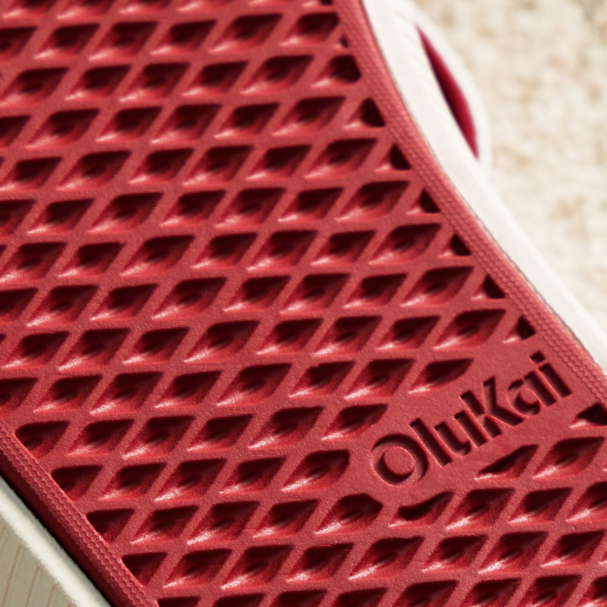 Ulele - Off White / Deep Red | Women OluKai cheap