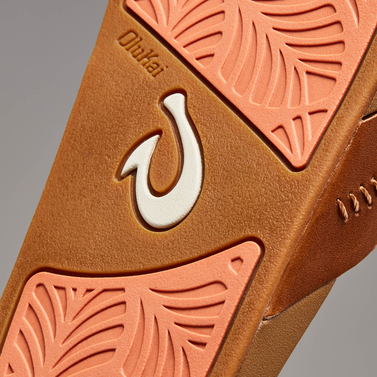 Kipe‘a ‘Olu Women‘s Slide Sandals - Sahara | Women OluKai sale