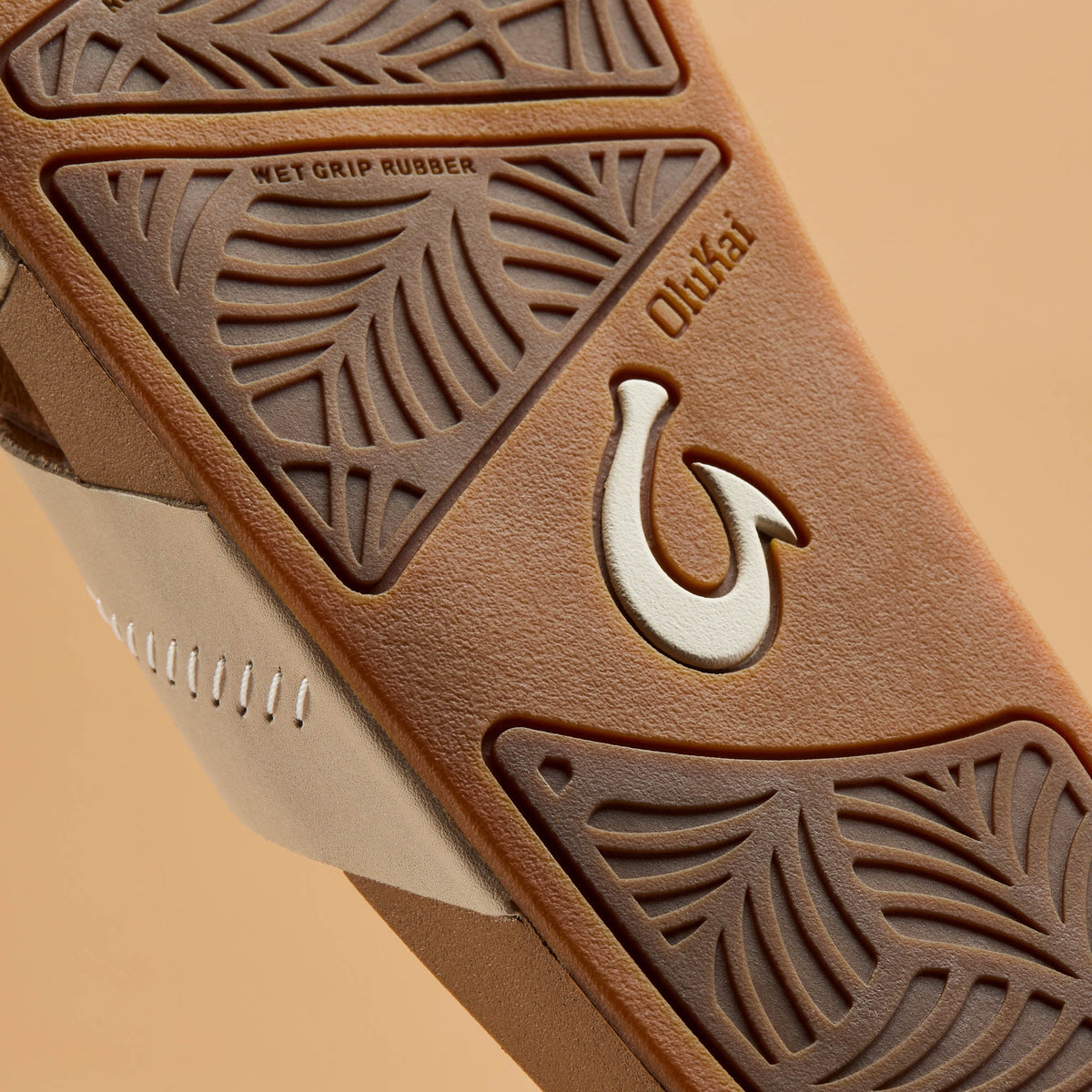 Kipe‘a ‘Olu Women‘s Slide Sandals - Puka / Tan | Women OluKai near me