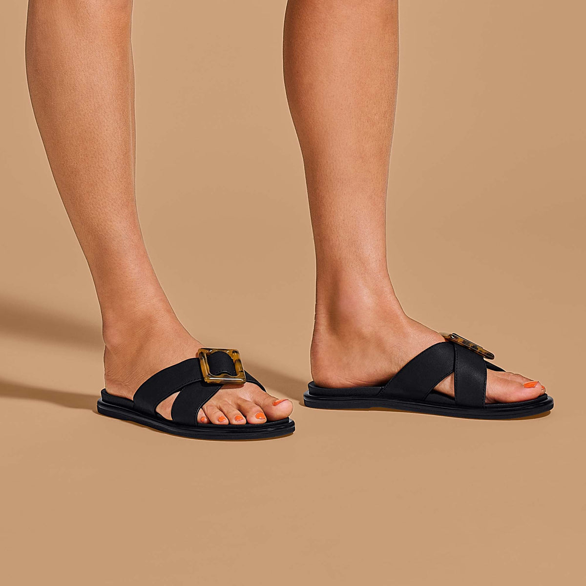 La‘i Slide Women’s Slide Beach Sandals - Black | Women OluKai online