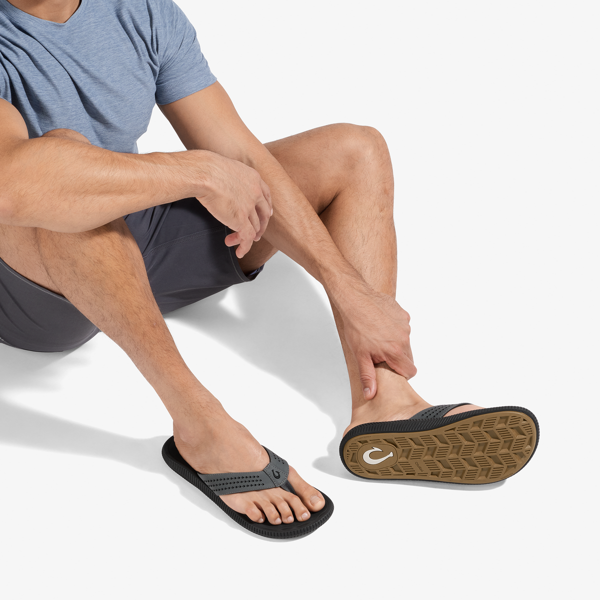 Ulele - Dark Shadow / Lava Rock | OluKai outlet