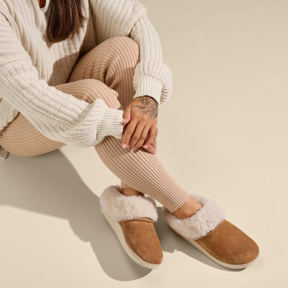 Tan / Bone